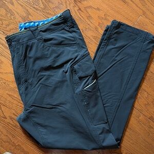 AFTCO Black Cargo Pants